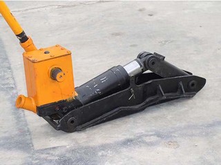 YQ-200  Railroad Track Portable Hydraulic Jack With Slewing Device