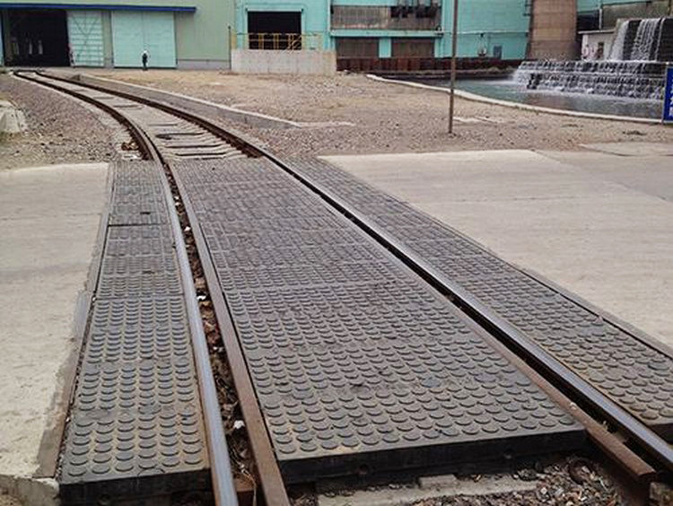  Railway Rubber Crossing Board