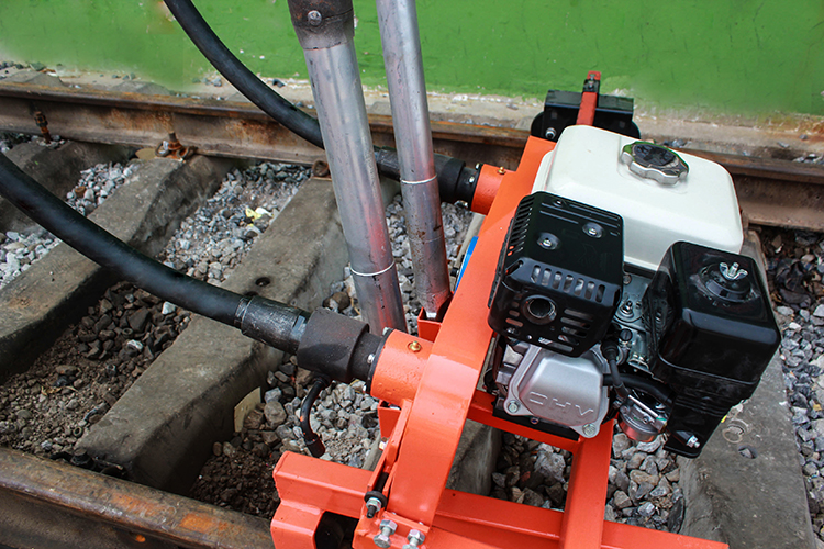 ND-4.2x2 Railway Soft Shaft Tamping Machine