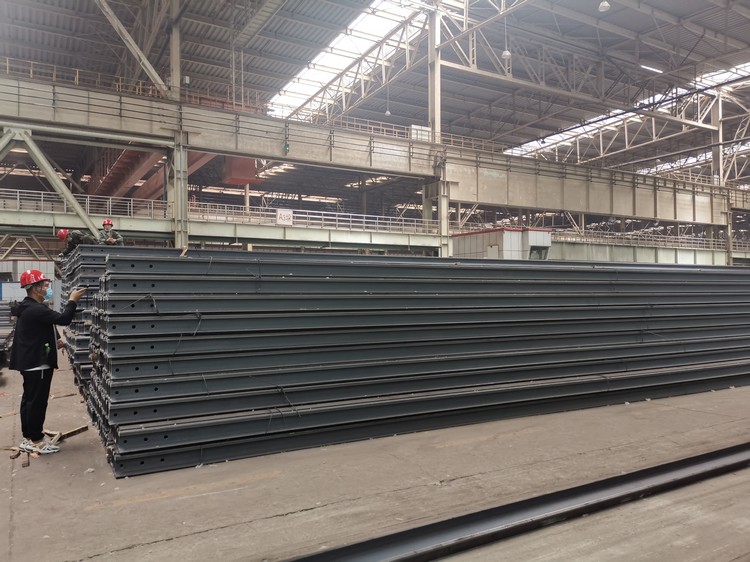 18kg Steel Rail Q235 Light Steel Rail Track Use In Railroad