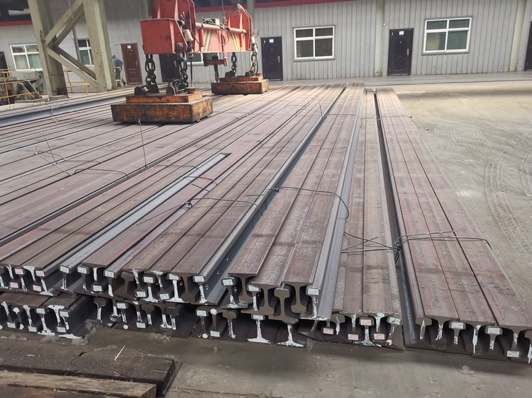 JIS Standard Steel Rail Railway Steel Crane Rail 